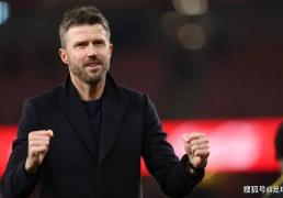 世界杯-曼联提出3400万英镑“报价”，纽卡斯尔球星跻身转会热门人选，转会优势引发热议